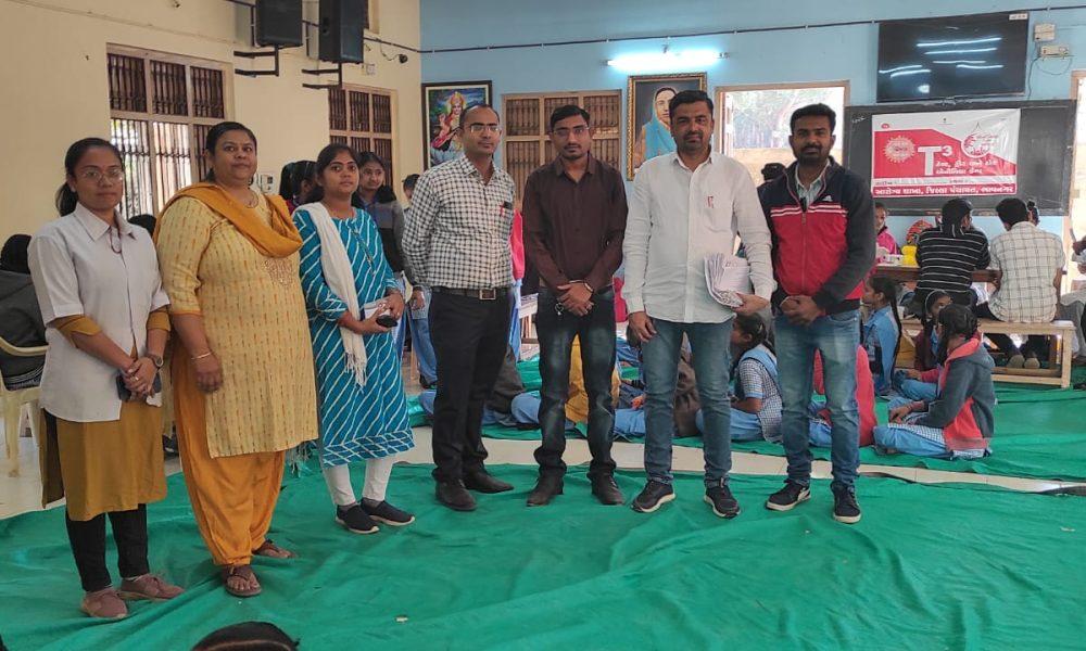 anemia-free-camp-was-held-at-smt-jj-mehta-girls-high-school-sihore