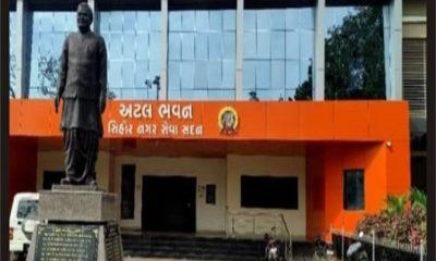 the-big-bust-74-bogus-firms-and-tax-evasion-of-137-crores-were-caught-in-palitana