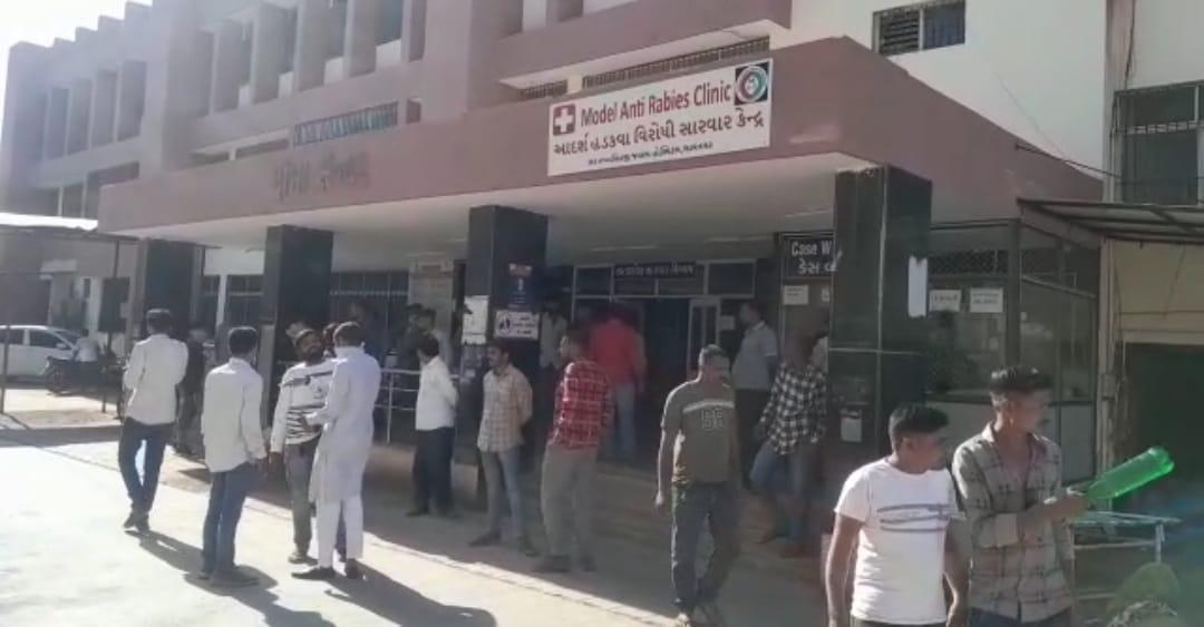 Big tragedy in Bhavnagar; 2 laborers dead, 6 injured in cold storage elevator breakdown in Chitra GIDC area