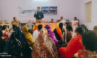 Training was held to make women economically viable in P.B.Ganapule Mahila Mandal of Sihore