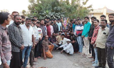 Floral tributes to Shivaji Maharaj in Sihore