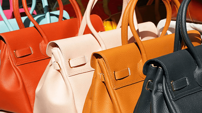 Valentine's Day 2023: Carry these handbags to this Valentine's party, will enhance your beauty