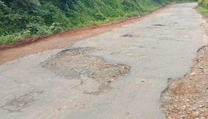 Urgently remove potholes near bumps on Rajpara Highway, Sihore