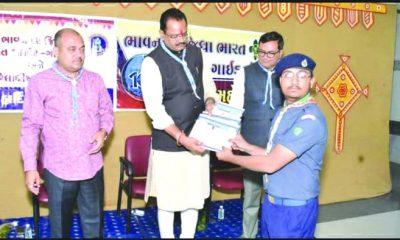 scouting-does-a-great-life-building-job-every-child-should-go-for-this-training-jeetubhai