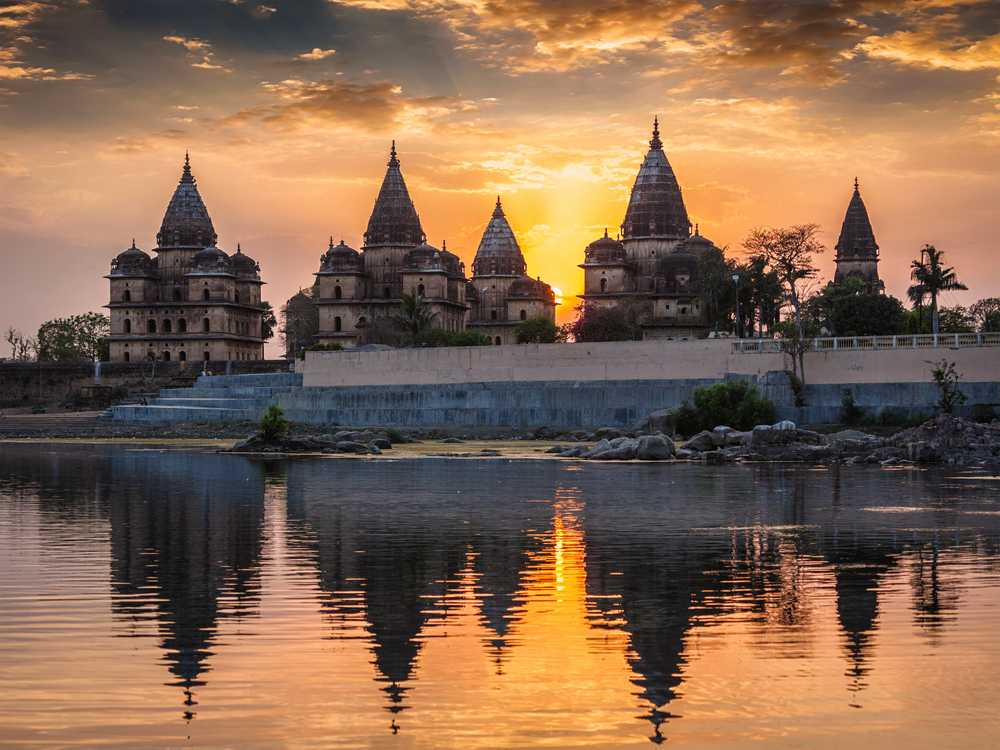 Best Tourist Places in MP: If planning to visit Madhya Pradesh, don't forget to visit these beautiful places