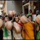 Sihore Ward No. 6 and 8 Kansara Bazar area is not getting water, the sisters of the bazaar are making a fuss with utensils.