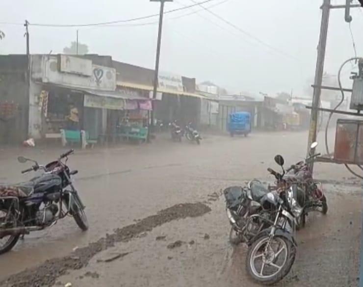 Kamosam became a season: Sihor; Heavy rain with thunder and wind in many villages of Tana area