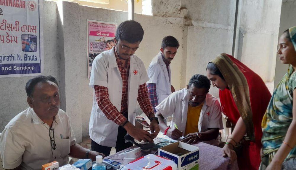 Kajavdar and Motasurka village conducted free hemoglobin and BP diabetes diagnosis camp for sisters.