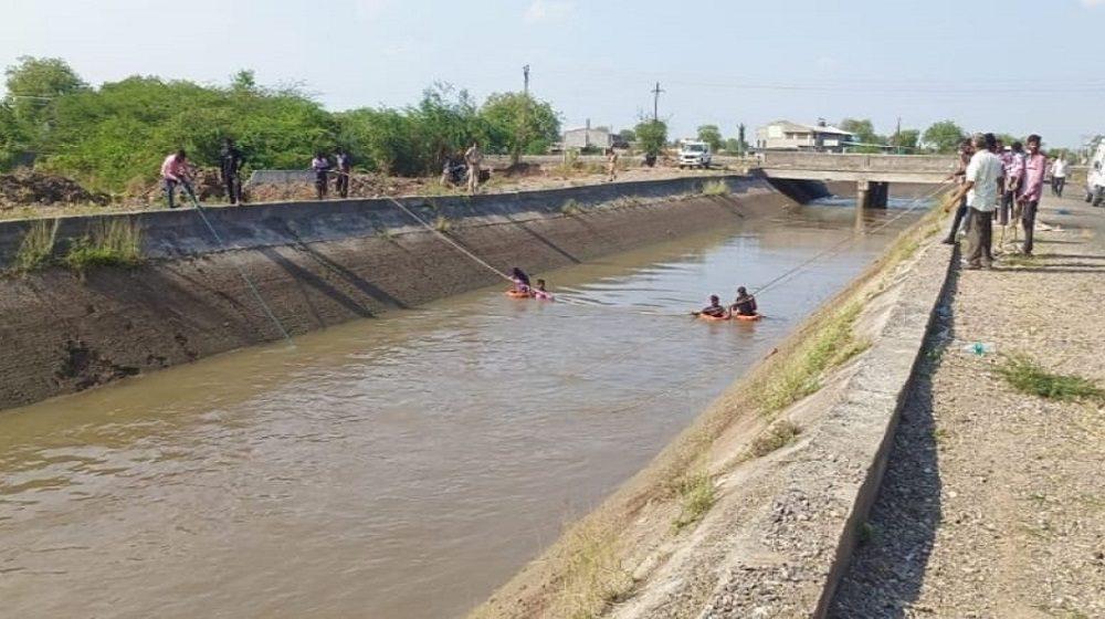 Four youths of Botad who bathed in the canal were pulled up, bodies of 3 found, search for 1 started