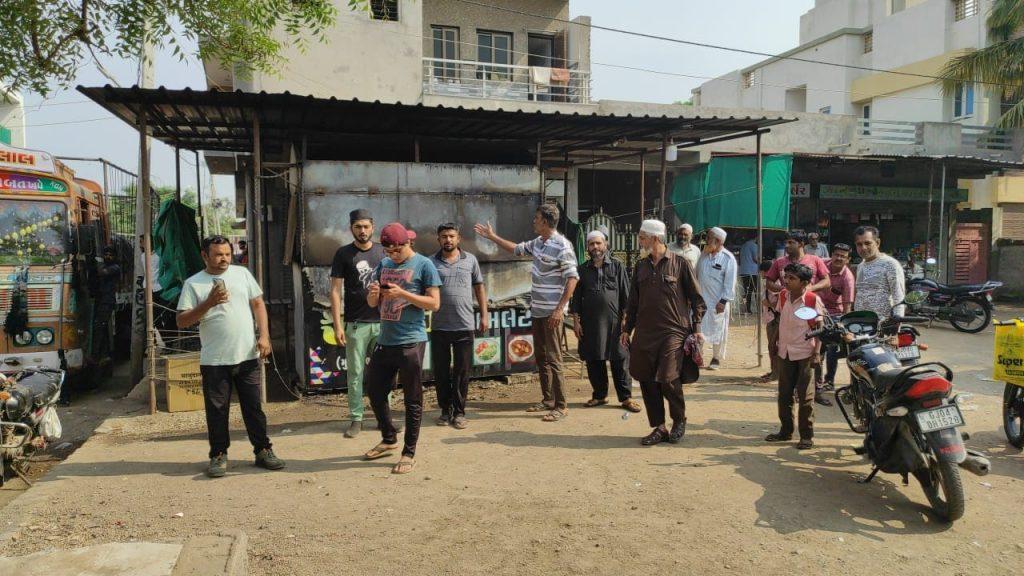 A shop called Fazal Amlet on Sihore Rajkot Road was set on fire by anti-social elements.