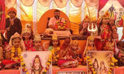 Young Storyteller Shri Pareshbapu Gauswami's Shiva Katha is being taken advantage of by people at Sihore's Shiva Shakit Society.