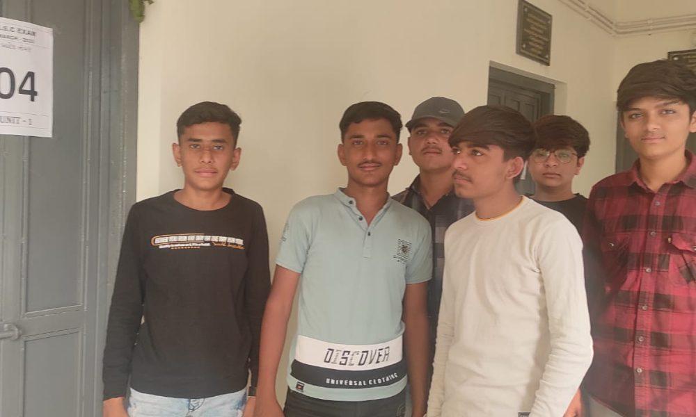 Sihore - Students thronged to see the seating arrangements at the board's examination centres