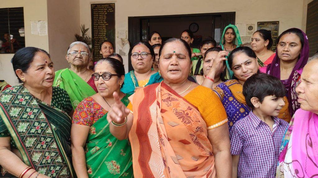 Municipality fails to provide water to the people of Sihore; Women's uproar