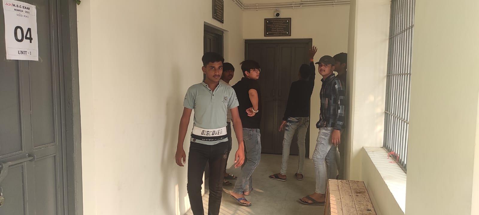 Sihore - Students thronged to see the seating arrangements at the board's examination centres