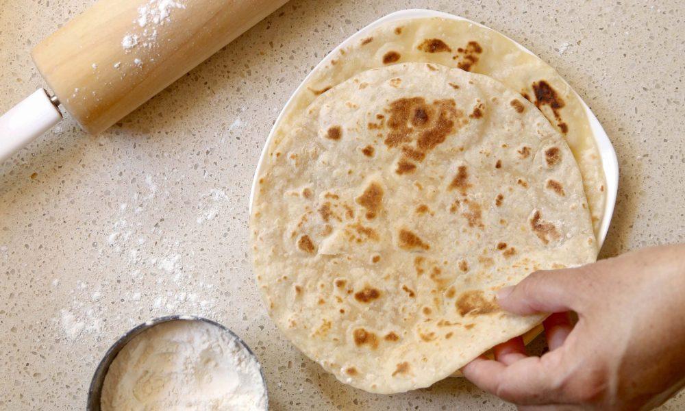 How to make roti properly, what kind of roti is beneficial, know here