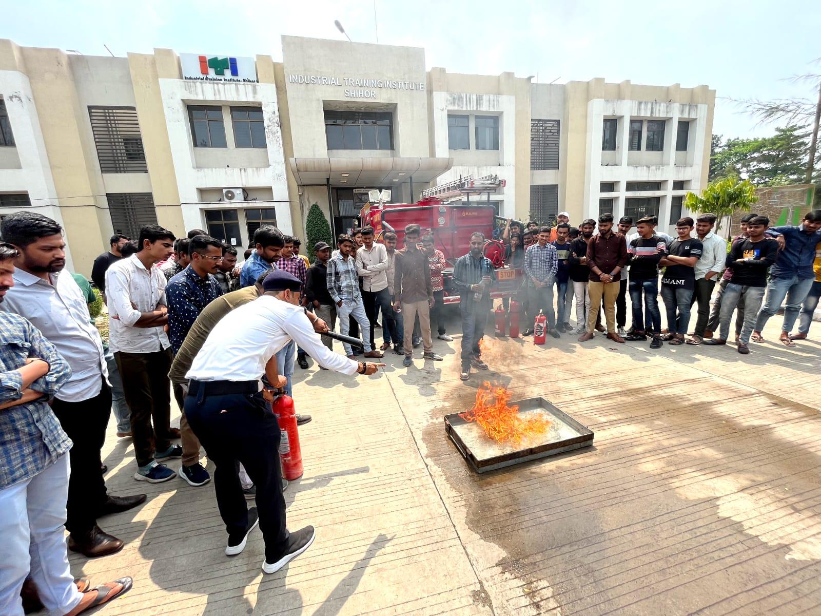 Fire safety guidance was given at ITI by Sihore Fire Brigade