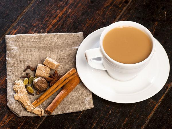 Health Tips: Do not eat these things with tea by mistake, otherwise you will have to repent later