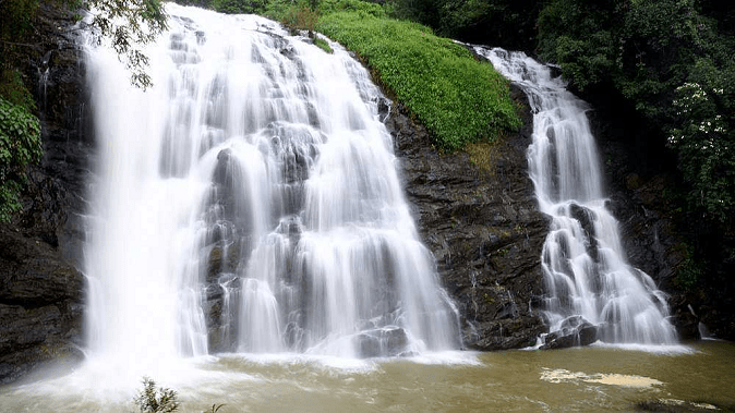 Have you ever seen the Scotland of India? No less than a paradise for nature lovers, enjoy with family