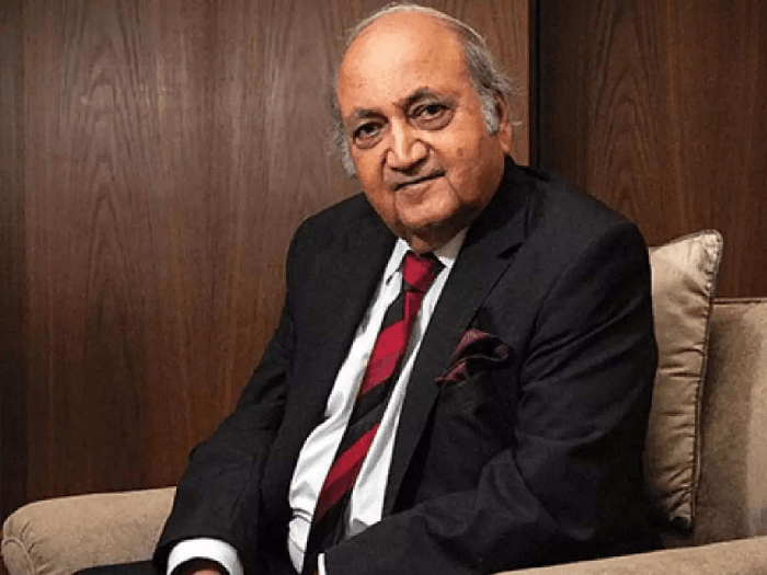 99-year-old Keshab Mahindra, included in the Forbes list of billionaires, is the owner of such wealth