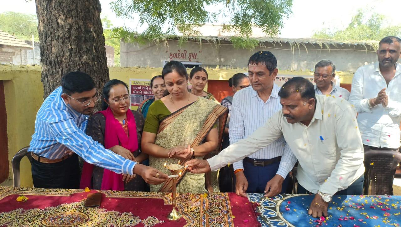 Taluka Panchayat Women President inaugurating Health and Wellness Center at Ramdhari Village of Sihore Taluk