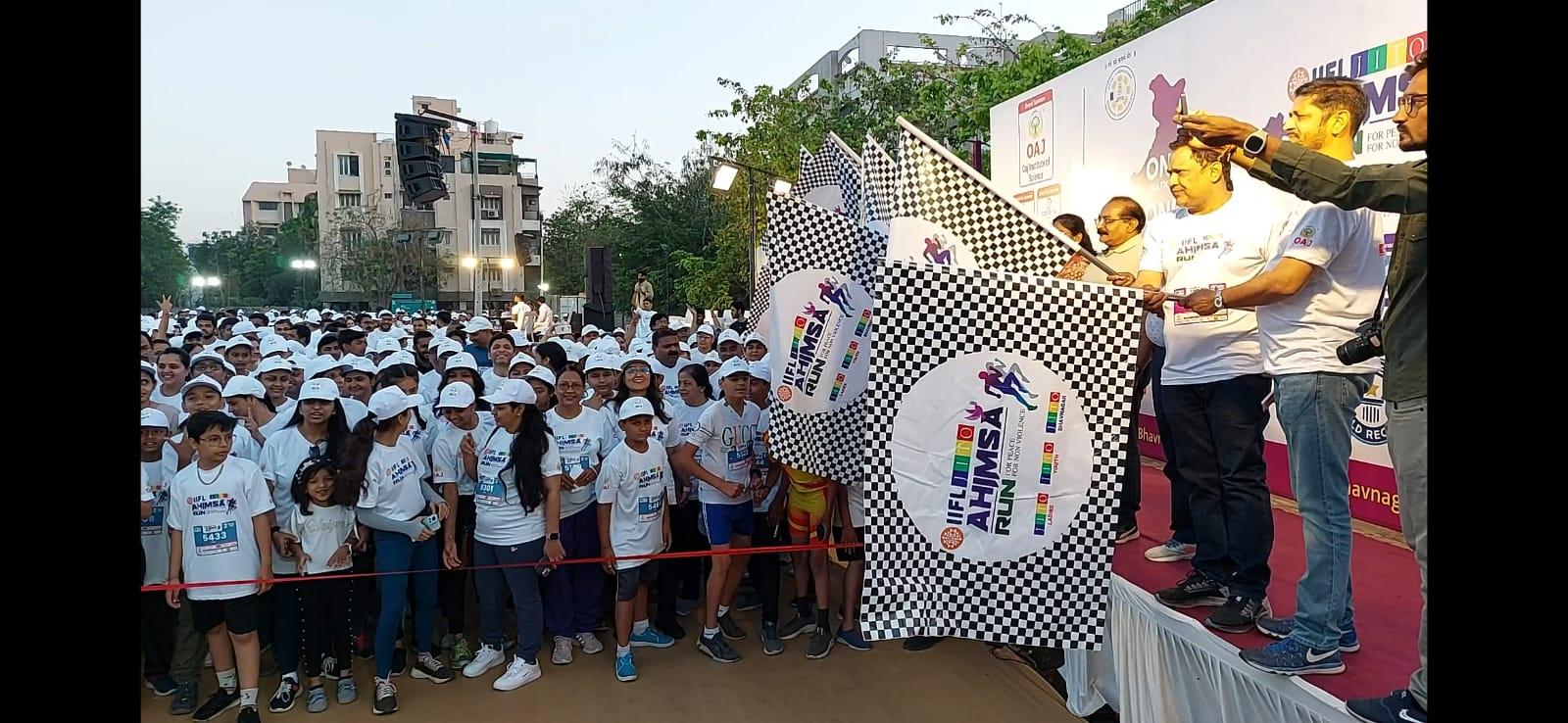 1500 people ran marathon in Bhavnagar early today