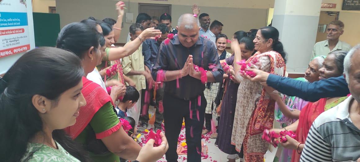 Humanity not money is great: Belly of the poor Dr Yadav