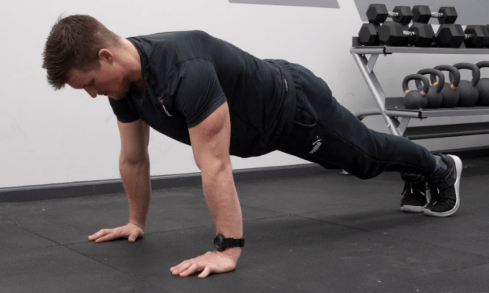 World Record: Man did 3206 pushups in 1 hour, created a unique world record