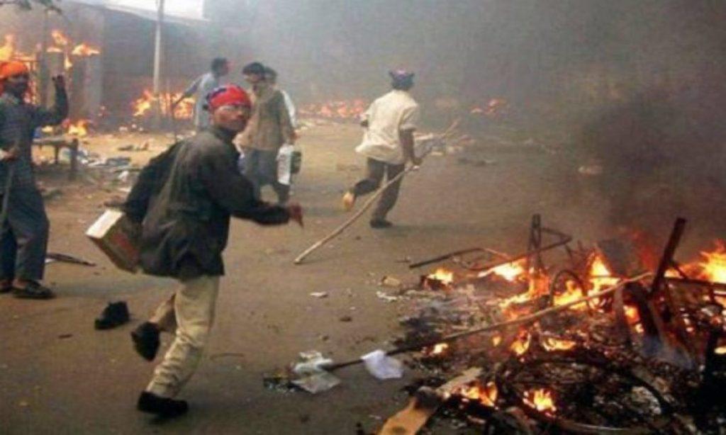 Violence erupts again in three states including Jharkhand, Internet shutdown in Jamshedpur; Temple commotion in Sonepat