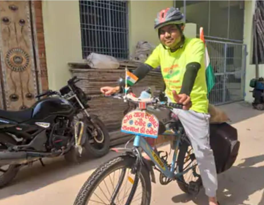Umarala's lawyer is traveling on a bicycle to convey the message of sensitivity and equality, reaching more than 15,000 people during the journey.