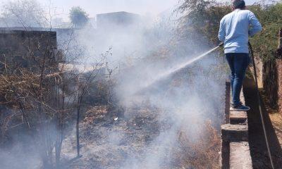 A sudden fire broke out in an open plot at Songadh village in Sihore; The fire arrived in time, preventing major casualties