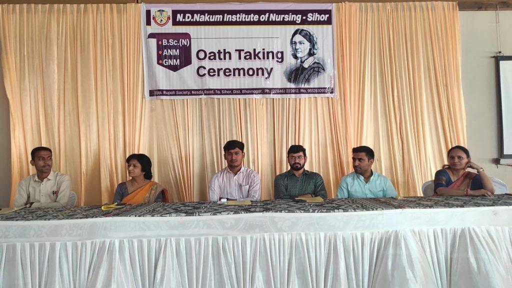 Lamp Lighting and Oath Ceremony program of ND Nakum Institute of Nursing College, Sihore was held.