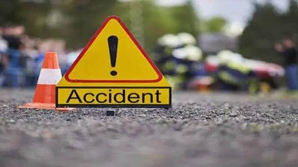 A young man died after being injured in a car accident at Surka Vachla in Sihore