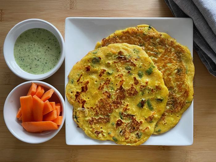 Make this delicious gram flour dish for breakfast, know the recipe