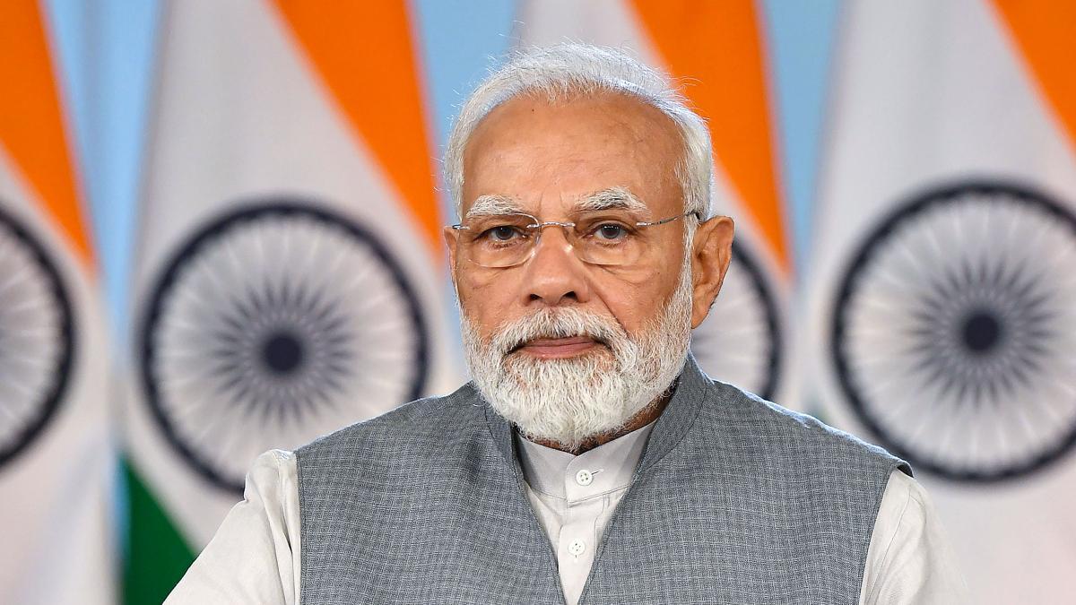 8 AAP workers arrested for putting up anti-Modi posters