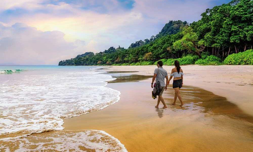 Planning a honeymoon? So these places in India are the best