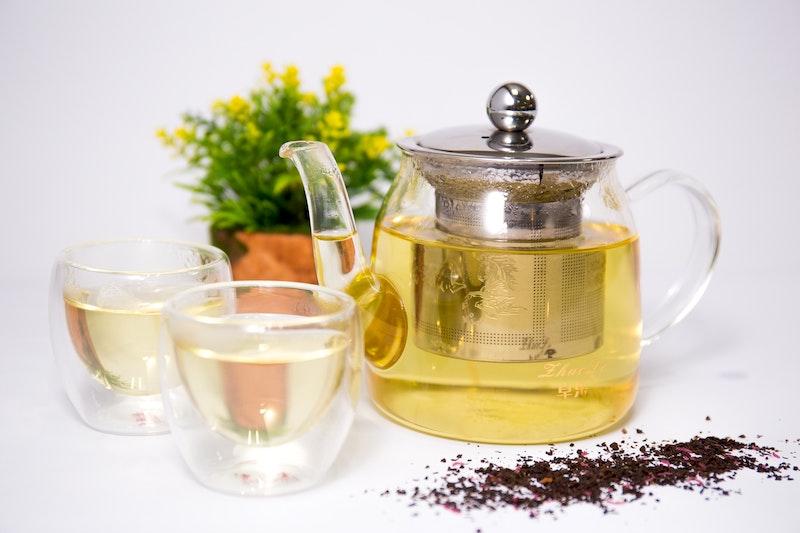 This tea is a panacea for thyroid problems, learn the easy way to make it