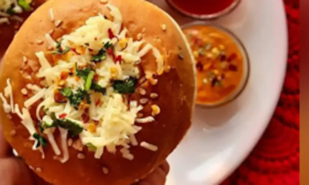 Make tasty 'bun pizza' for kids in just 15 minutes with this easy recipe