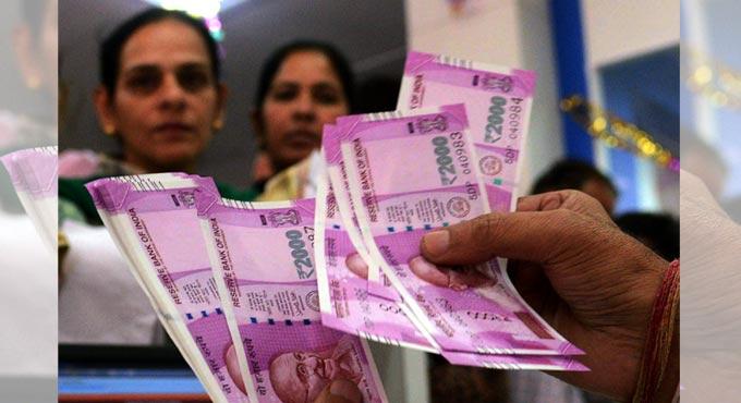 Can I get income tax notice for depositing 2000 notes? Know what the rule is