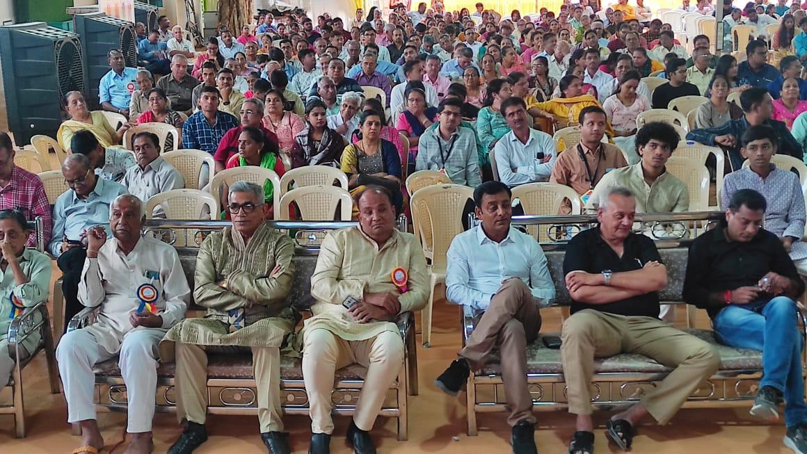 A large youth and youth introduction fair of Kapol Mahajan Samaj was held at Sihore