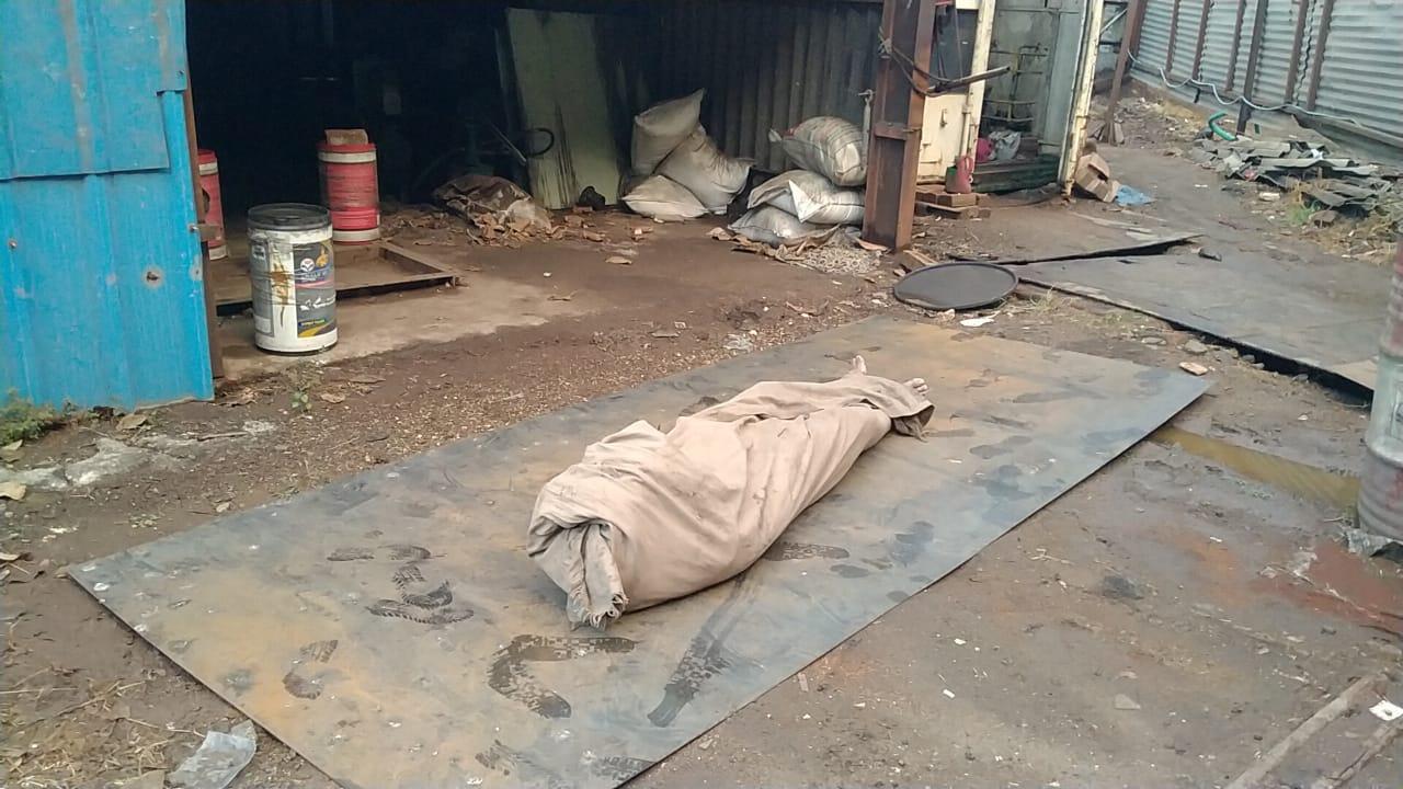 An incident at a rolling mill in Sihore GIDC 4 area, a laborer drowned in a water tank