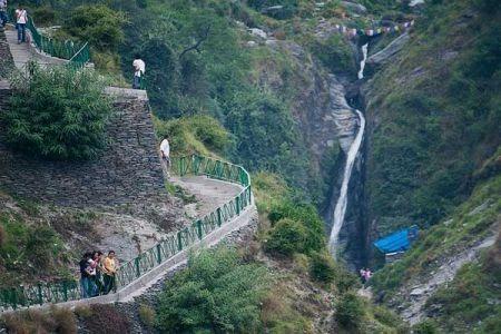 Plan to visit these hill stations from Meerut