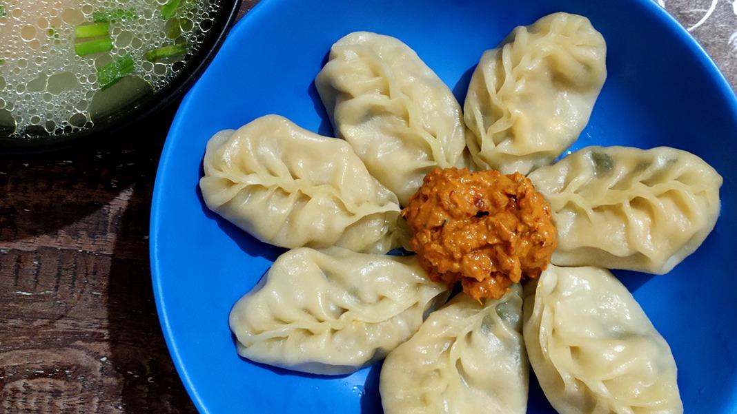 Make tasty momos with potatoes, learn easy recipes