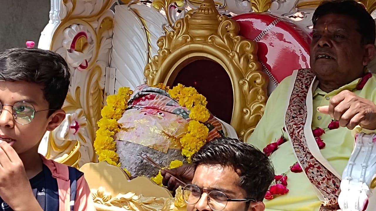Prana Pratishtha Mohotsav; Vagdia Dada Mandir at Ukharla, Sihore was grandly celebrated and Prana Pratishtha Mohotsav was celebrated.