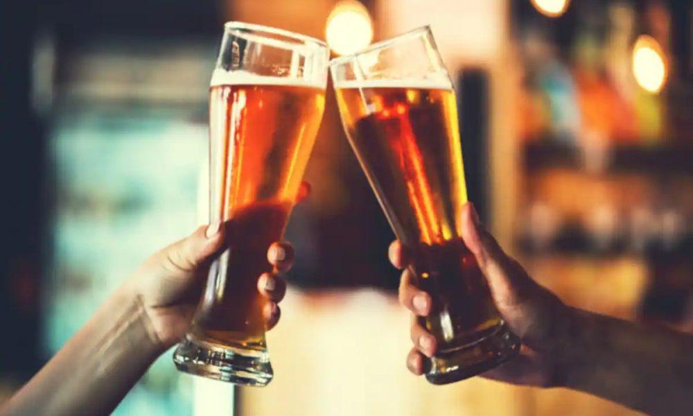 Avoid these 4 foods while drinking alcohol, know which foods will be beneficial