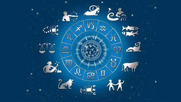 Saturn's arrival in Aquarius will lead to Rajayoga, these 3 zodiac signs will benefit