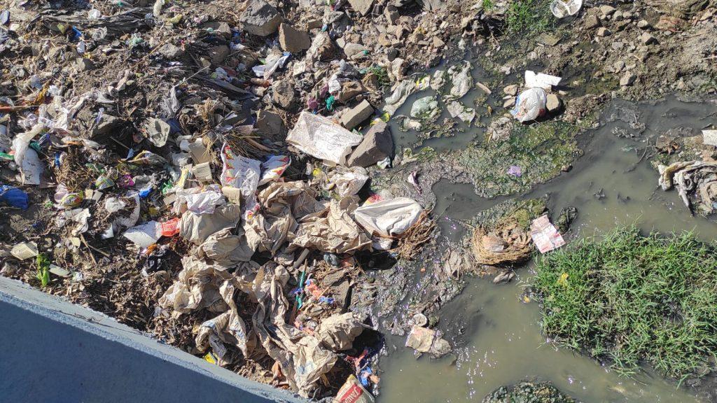 The sacred Gautami river of Sihore, whose drains are littered with rocks; Here one has to come out with a handkerchief on the nose