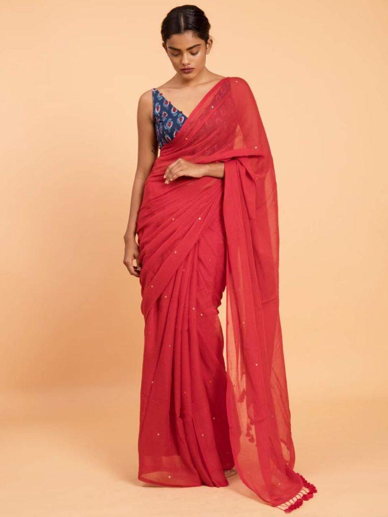 Try this red saree design on the day of Vat Savitri Puja, you will look beautiful