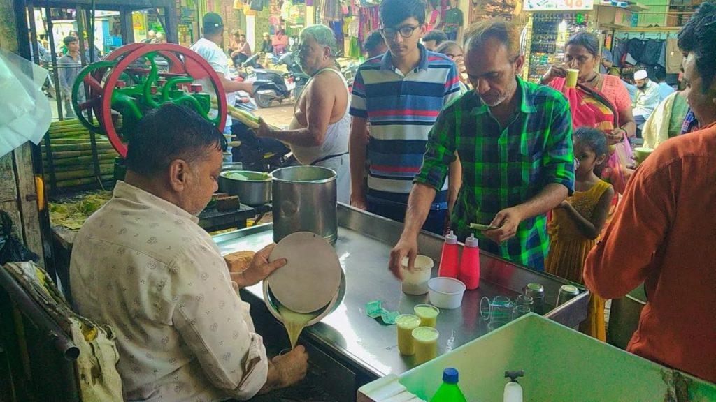 Panchmukha Ras House has been invigorating Sihoris with sugarcane juice for over 40 years.