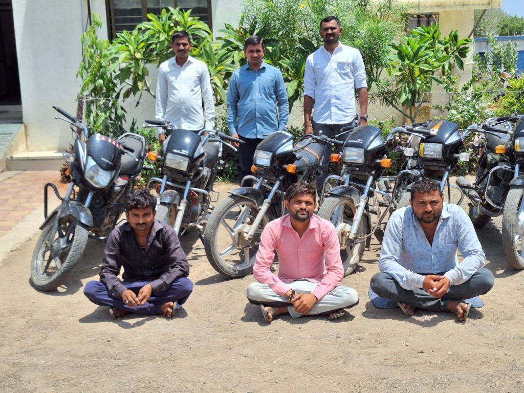 Bhavnagar LCB busts car thief gang, admits to stealing 22 bikes in one year