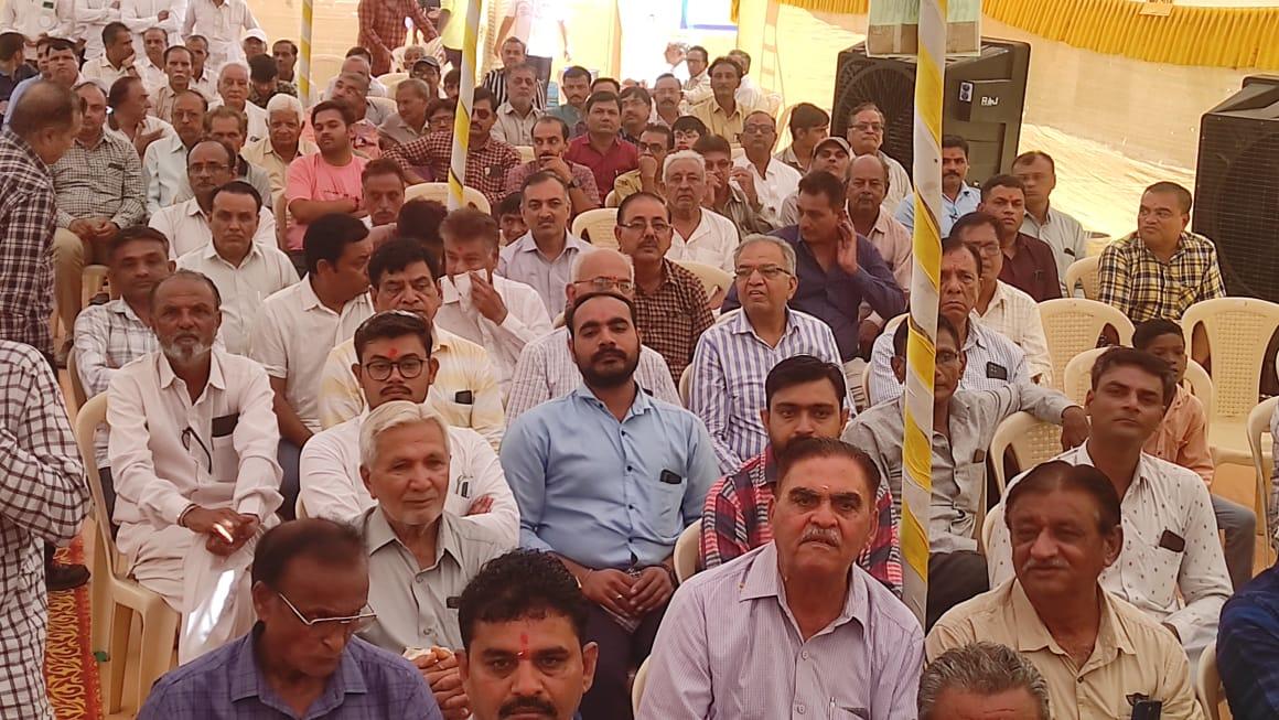 Samast Gurjar Samaj held a get-together and felicitation program at Sihore under the chairmanship of industrialist Bhamasha Amritlal Bhadria.